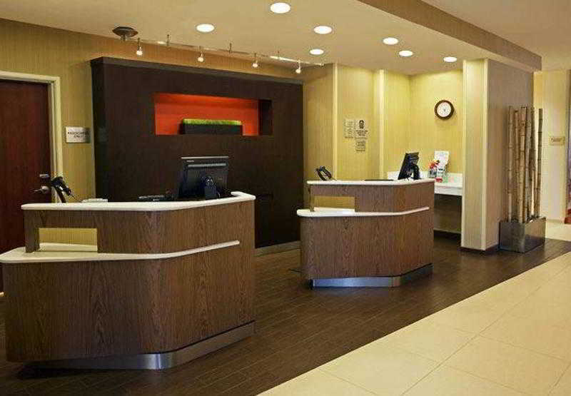 Courtyard By Marriott Lafayette Hotel Bagian luar foto