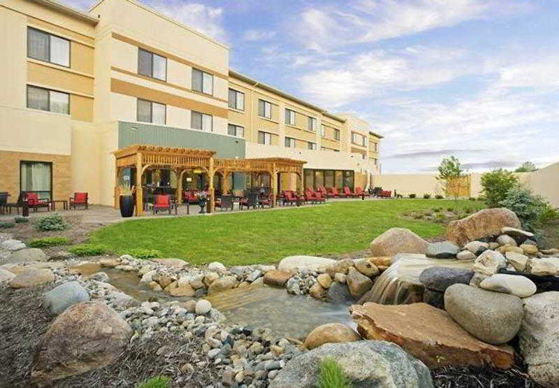 Courtyard By Marriott Lafayette Hotel Bagian luar foto